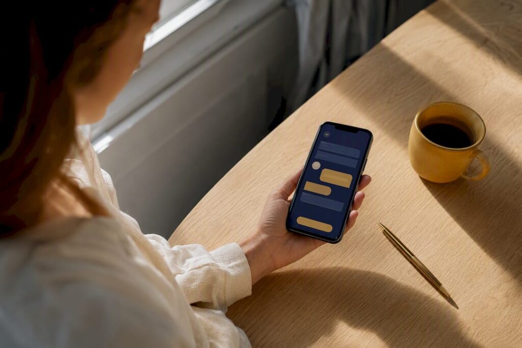 Hand tracking relationship interactions on phone